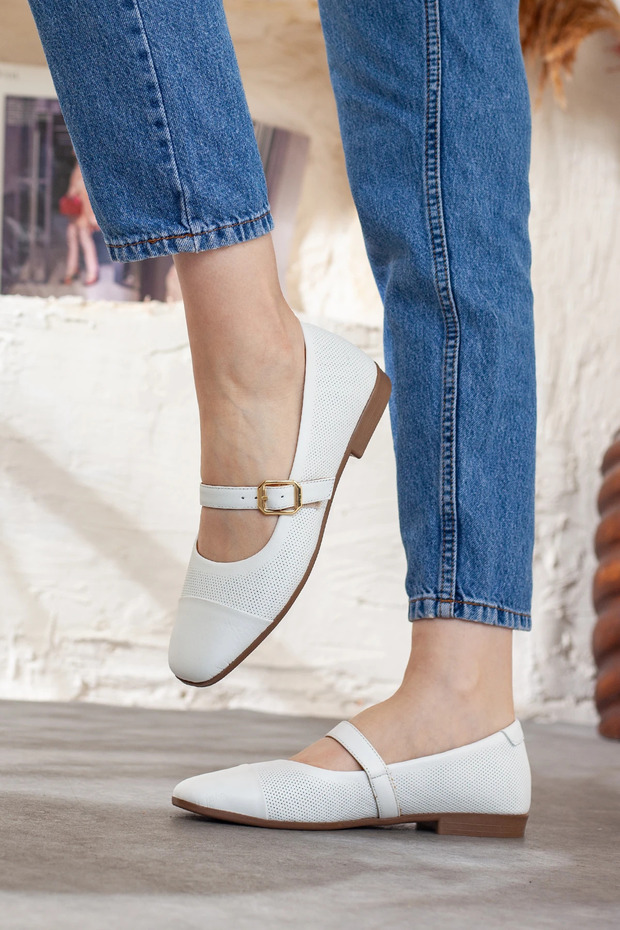 Genuine Leather Belt Detailed Soft Sole Ballerinas