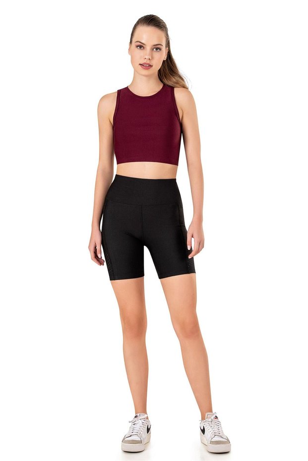 Women's Black Laser Cut Short Sports Leggings with Pockets