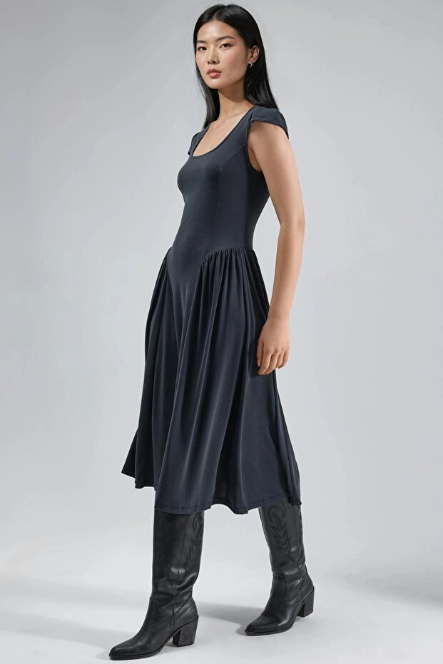 BUSEM Panelli Örme Midi Elbise - 2