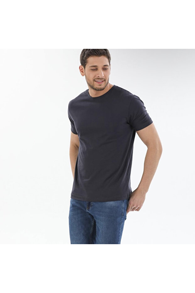 👕 تي شيرت أساسي برقبة دائرية باللون الأزرق الداكن - 5