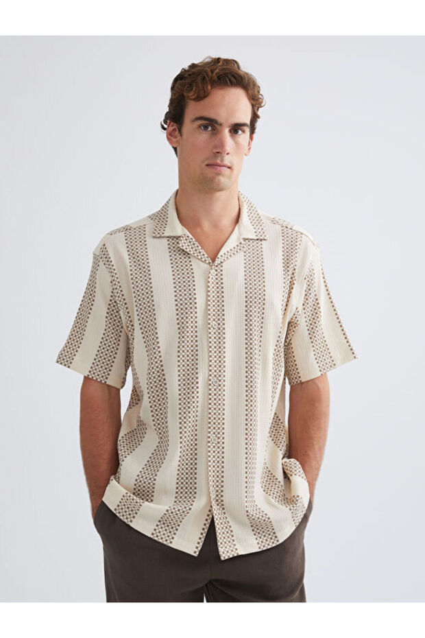 Standard Fit Cuba Roba Collar Short Sleeve Striped Men's Shirt from Uzg Store for Style Enthusiasts