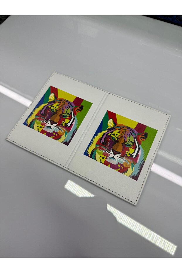 حافظة رخصة كابلان وايت - 2