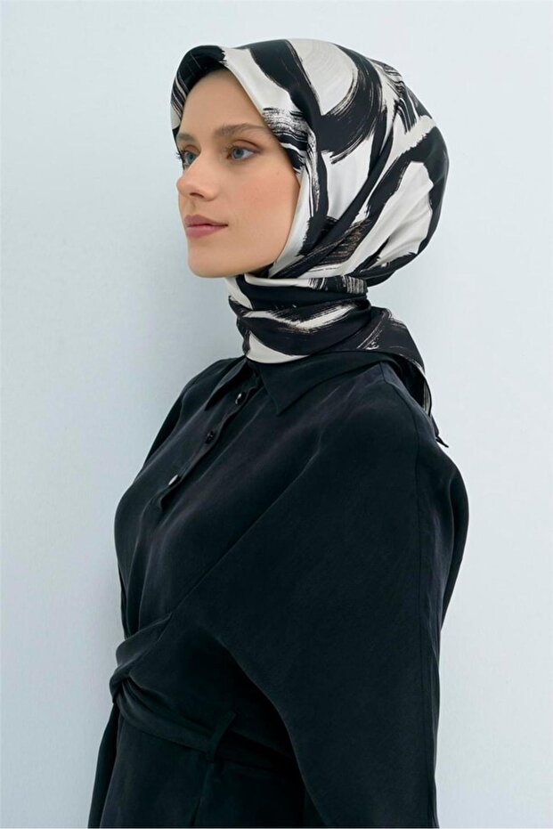 Twi̇ll Silk Scarf 2026 Summer Season 9555D02-01