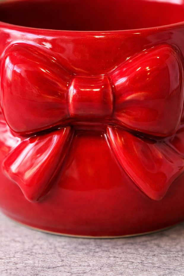 كوب سيراميك مصنوع يدويًا بالكامل بنقش ثلاثي الأبعاد على شكل فيونكة حمراء مزخرفة بشكل خاص - 2