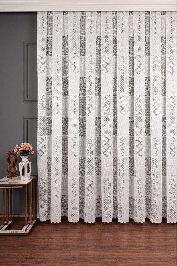 Patchwork Pattern 1/2.5 Pile Tulle Curtain - 1