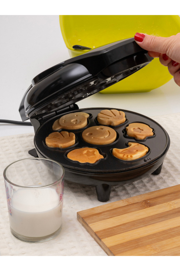 Wp-Dm16 Figured Waffle Machine - 4