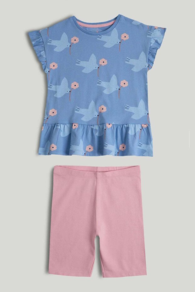 Bird Top and Shorts Outfit