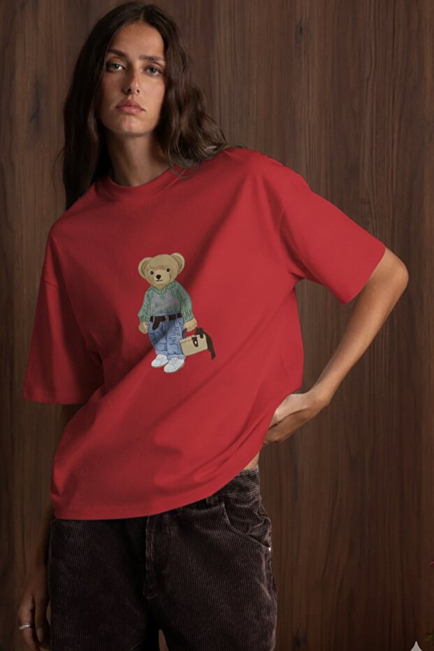 Women's Oversize T-Shirt Cozy Bear Printed Red – 100% Cotton Compact Single Jersey 24/1