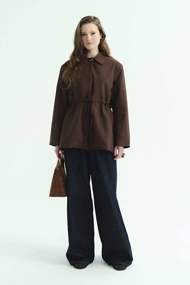 جاكيت بني بتفاصيل مزركشة - 1