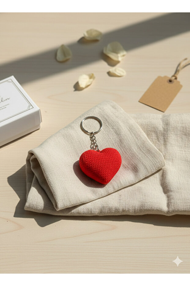 Knitted Patterned Heart Keychain - 1