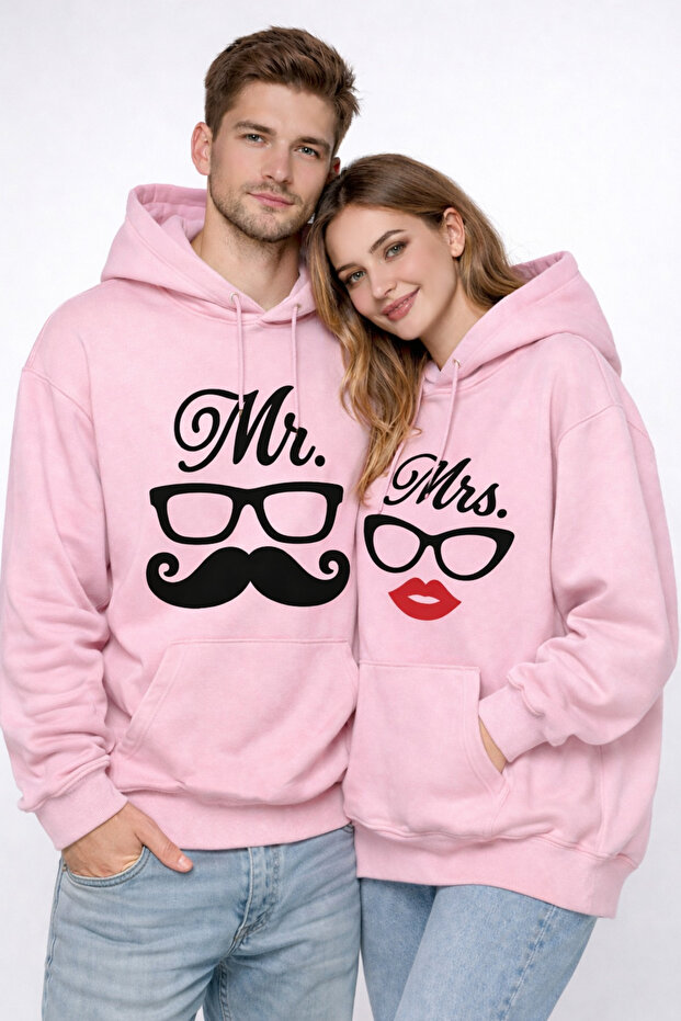 طقم هودي كبير الحجم مطبوع عليه Mr Mrs للجنسين بتصميم خاص لعيد الحب باللون الوردي