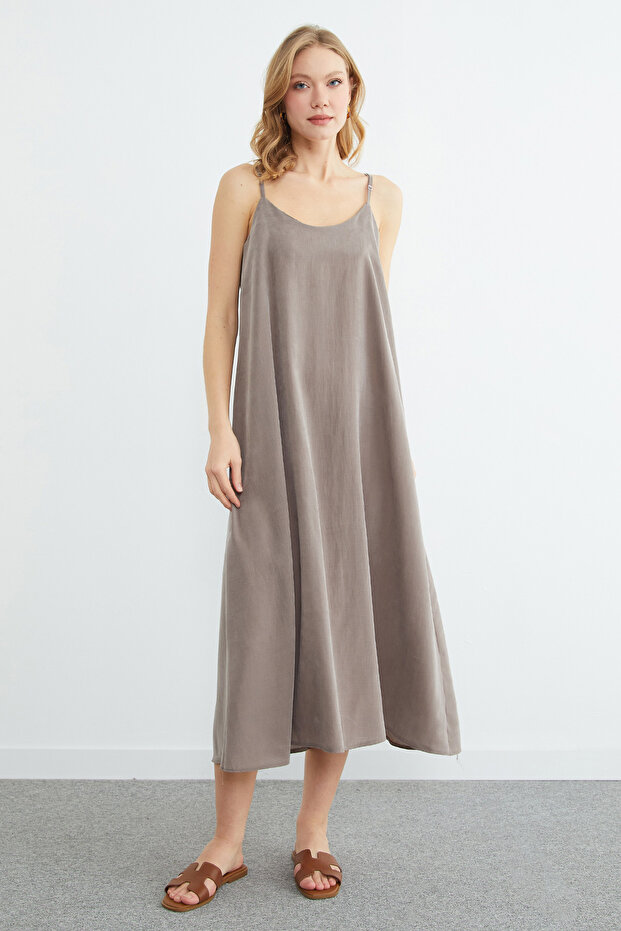 Basic İp Askılı Maxi Boy Elbise - 3