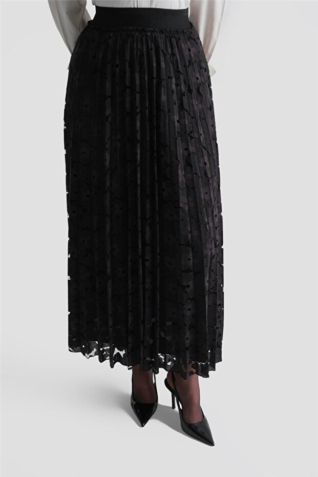 Dantelli Piliseli Etek Siyah - 4