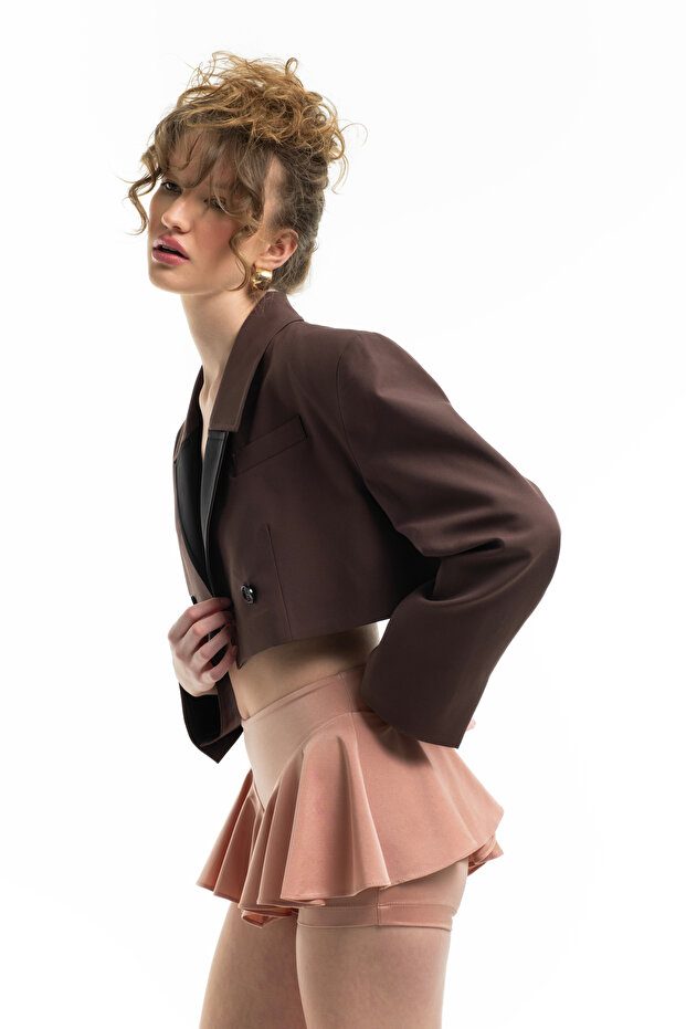 Cropped Masculine Jacket - 1