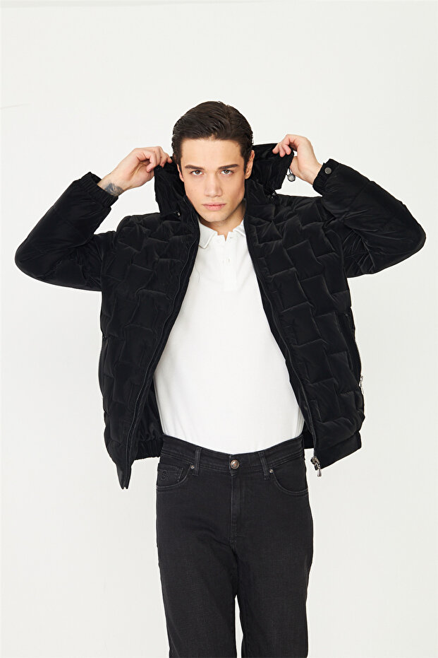 Siyah Kapşonlu Kaban - 7