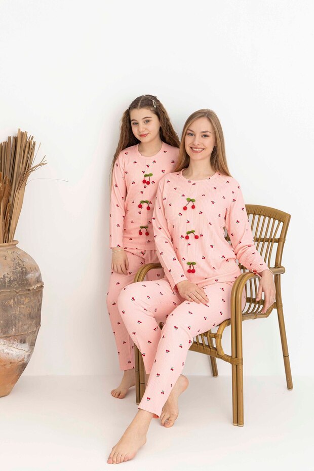 Women's Pink Cherry Pattern Bow Detailed Mother Daughter Long Sleeve Crinkle Fabric Knitted Pajama Set