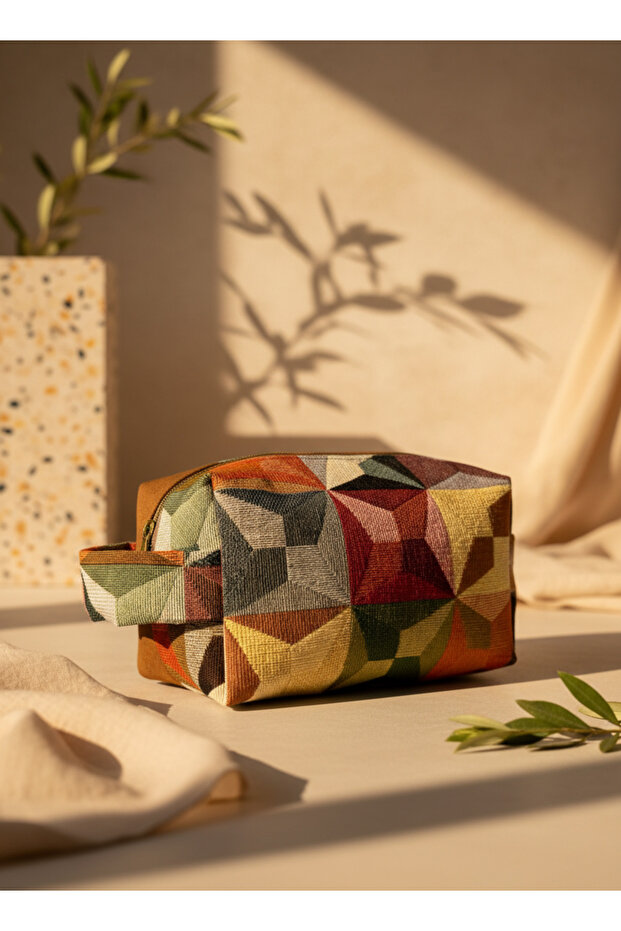 حقيبة مكياج بنمط تطريز فلسطيني - 1