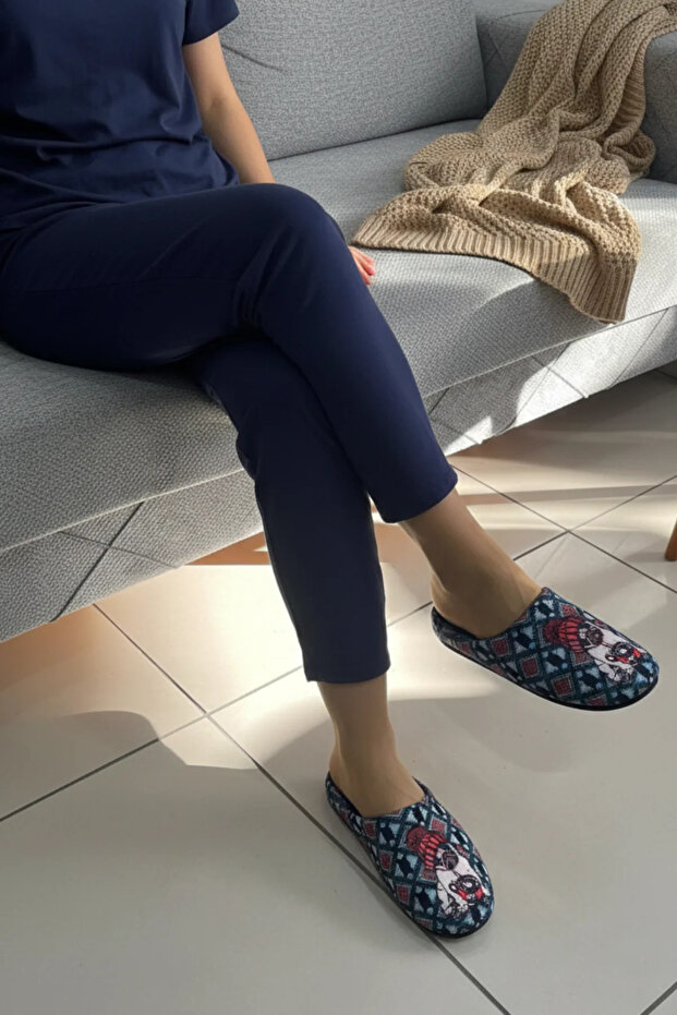 Cute Dog Patterned Comfortable Sole Daily Women's Home-Carpet Slippers