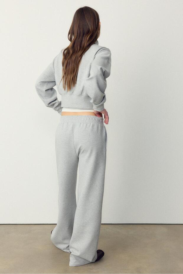 بنطال رياضي ناعم الملمس من قماش إنترلوك متشابك - 5