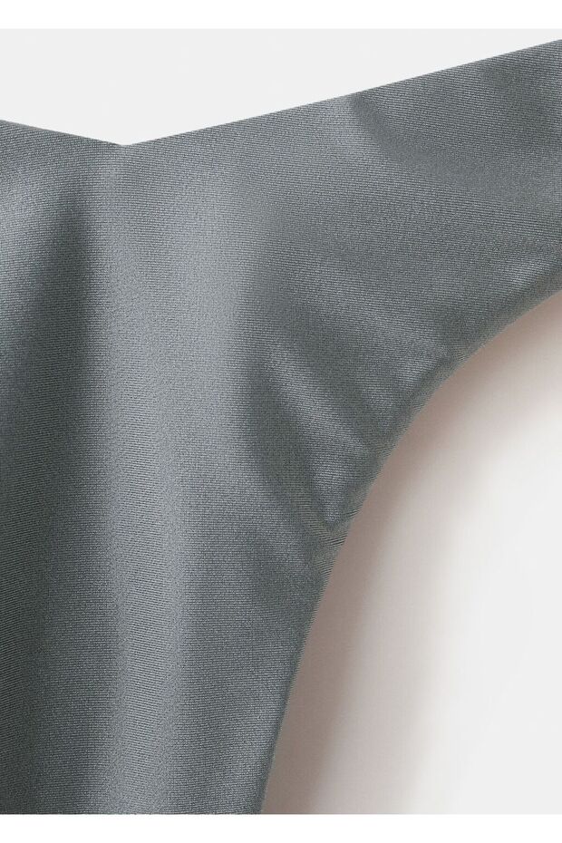 Parlak bitişli bikini külot - 5