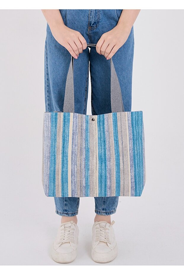 Striped Pattern Women's Shoulder Bag - 15" Laptop Compatible - Washable Casual Bag with Lining and Interior Pockets
