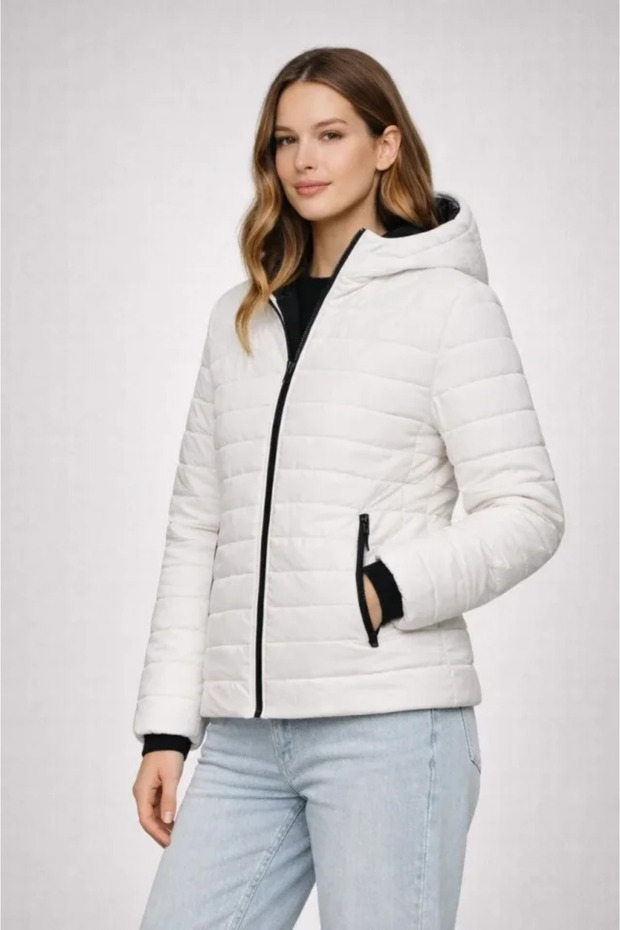 Women's puffer jacket with hood, zipper closure, water-repellent, quilted lining, pockets, relaxed fit - cream