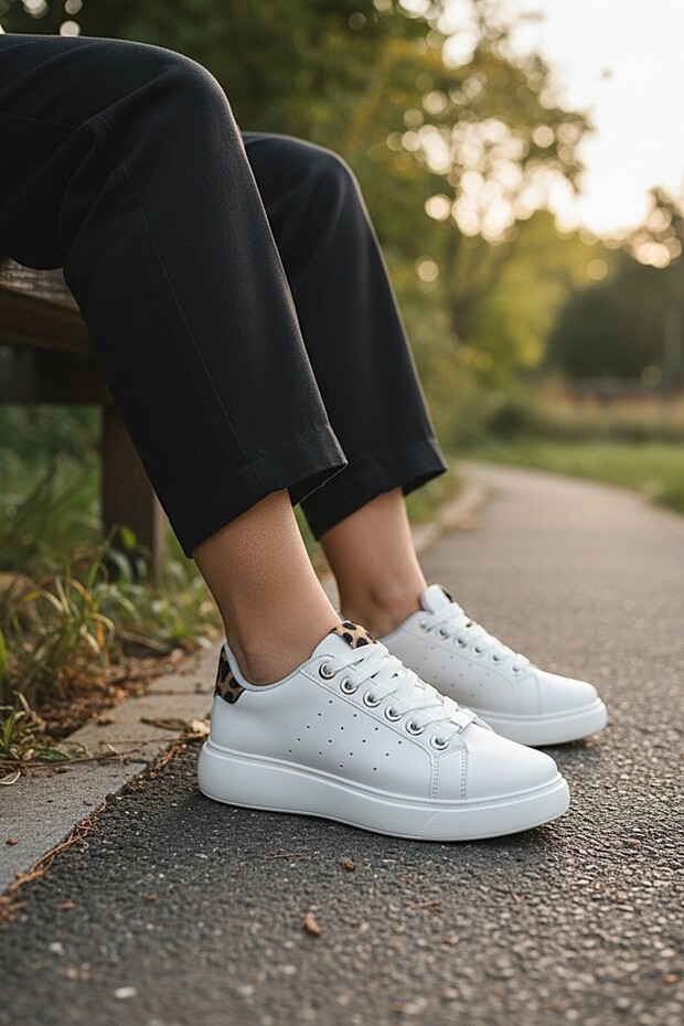 Flat Thick Orthopedic Sole Leopard Pattern Women's Sneaker Sports Shoes