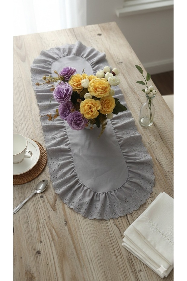 Ruffled Scalloped Duck Linen Oval Runner & Decorative Cover & Coffee Table Cover (Stain-Proof 35X85Cm)