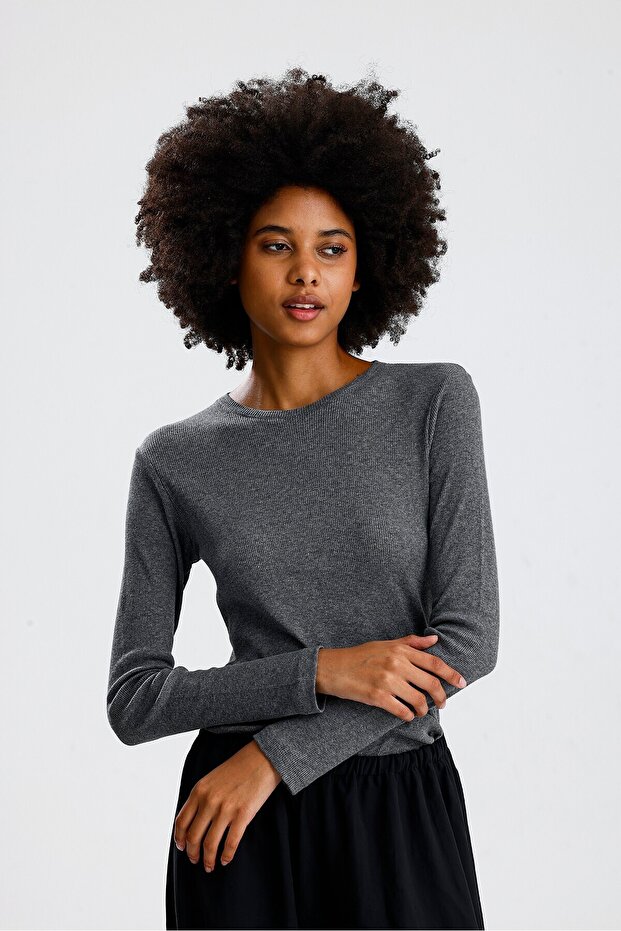 Gray Long Sleeve Basic Tshirt - 5