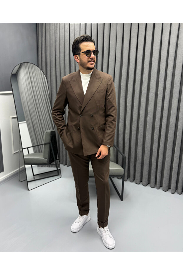 Classic Brown Double-Breasted Suit with Pleat and Buckle Detail