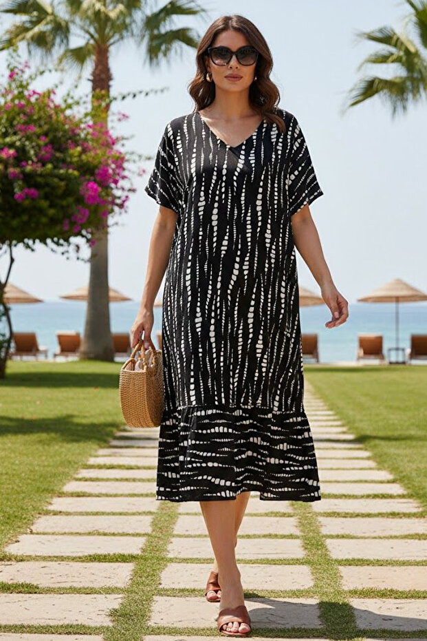 Women's V-Neck Patterned Half Sleeve Dress with Pockets