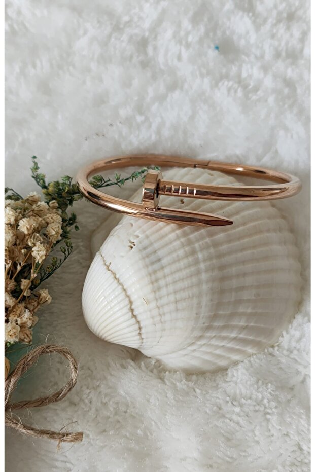 Çivi Model Kelepçe - 1