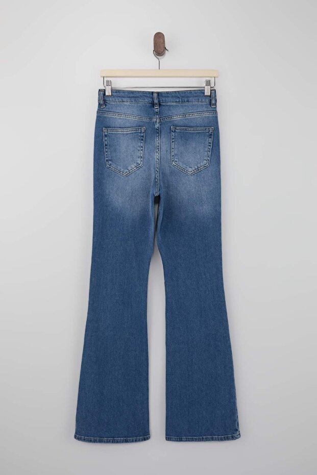 Trendyolmilla Wardrope Essentials Mavi DÖKÜMLÜ Yüksek Bel Orta Esnek Flare Jeans TWOSS26JE00106 - 10