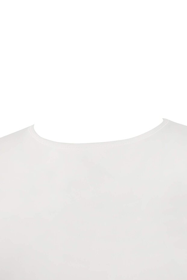 Beyaz Esnek Fitted Basic Bisiklet Yaka Kısa Boy Büyük Beden T-shirt TBBSS26BF00006 - 5