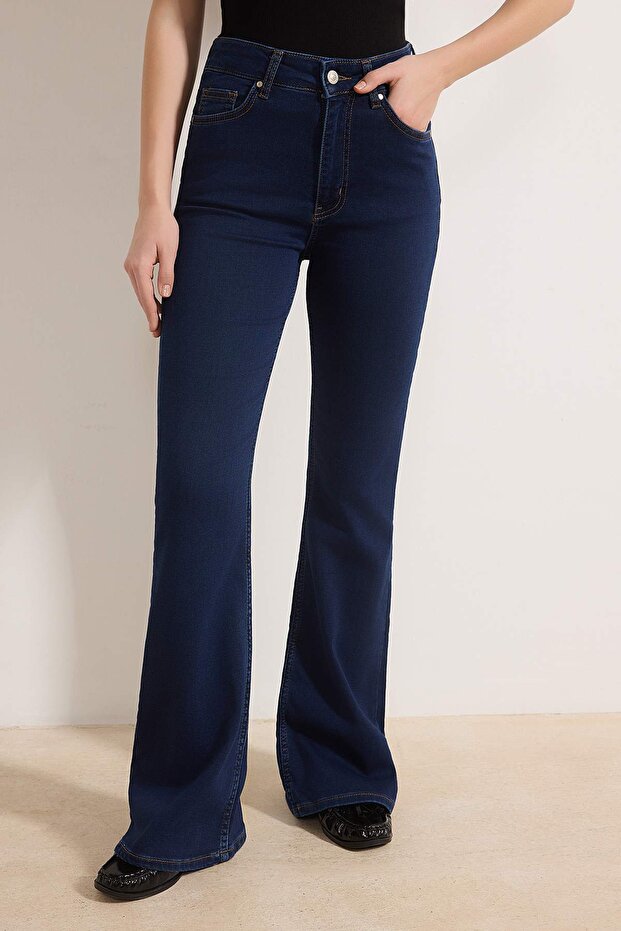 Koyu Mavi Yüksek Bel Flare Yumuşak Ekstra Esneyen Örme Kot/Jeans TWOSS26JE00091 - 4