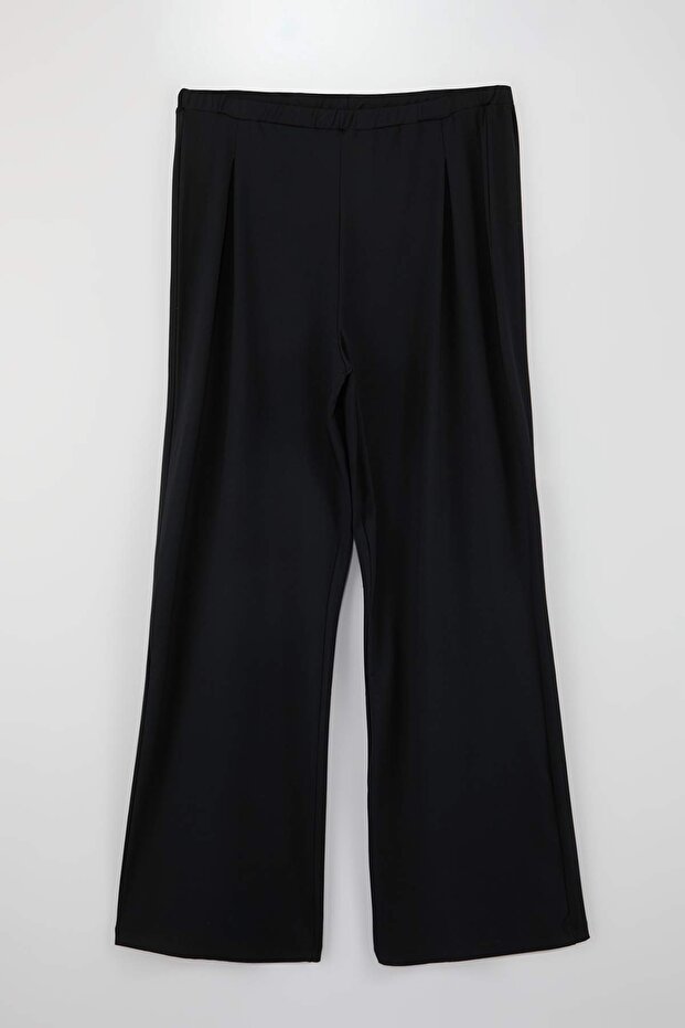 Siyah Pile Detaylı Soft Fırçalı Kumaş Büyük Beden Örme Pantolon TBBSS26AR00019 - 3
