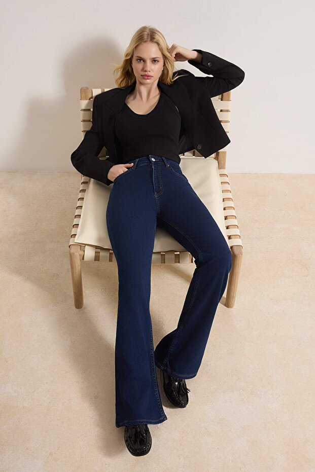Koyu Mavi Yüksek Bel Flare Yumuşak Ekstra Esneyen Örme Kot/Jeans TWOSS26JE00091 - 3