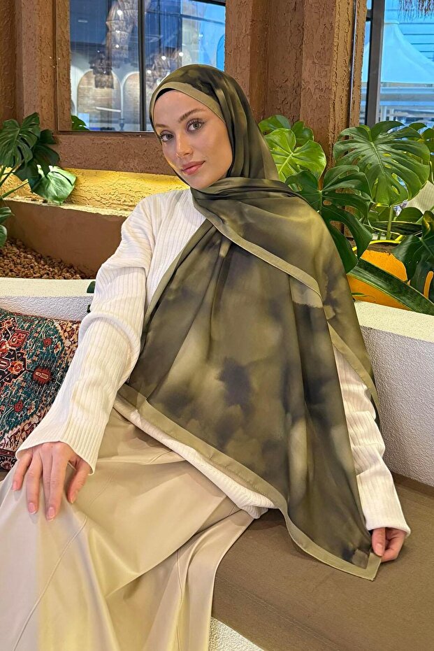 نمط الباتيك شال ناعم كاكي
