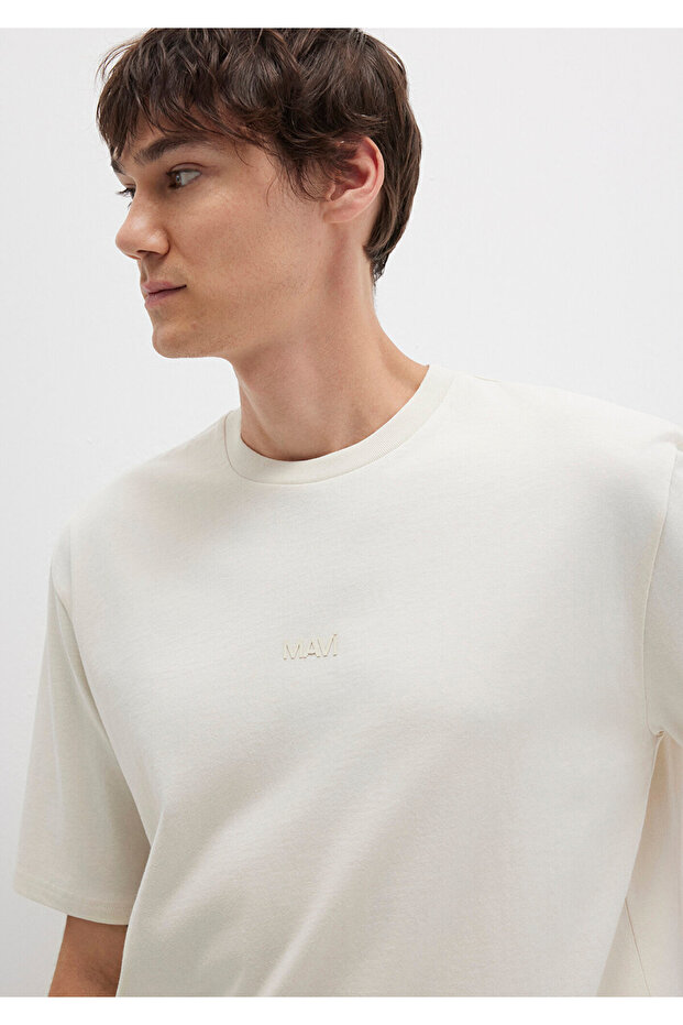 Logo Ecru Basic T-Shirt Relaxed Fit / Comfortable Cut 0613093-70134