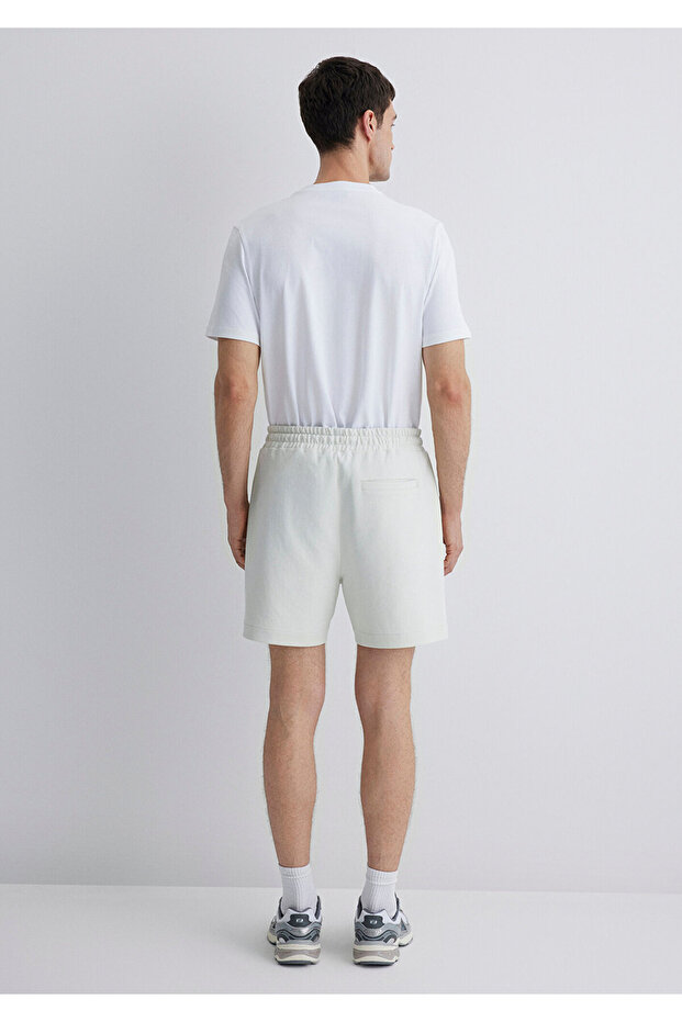 Beyaz Şort 0410258-70142 - 5