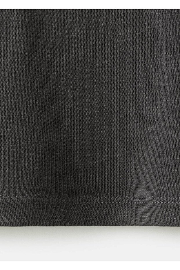 Dik yaka tişört - 5