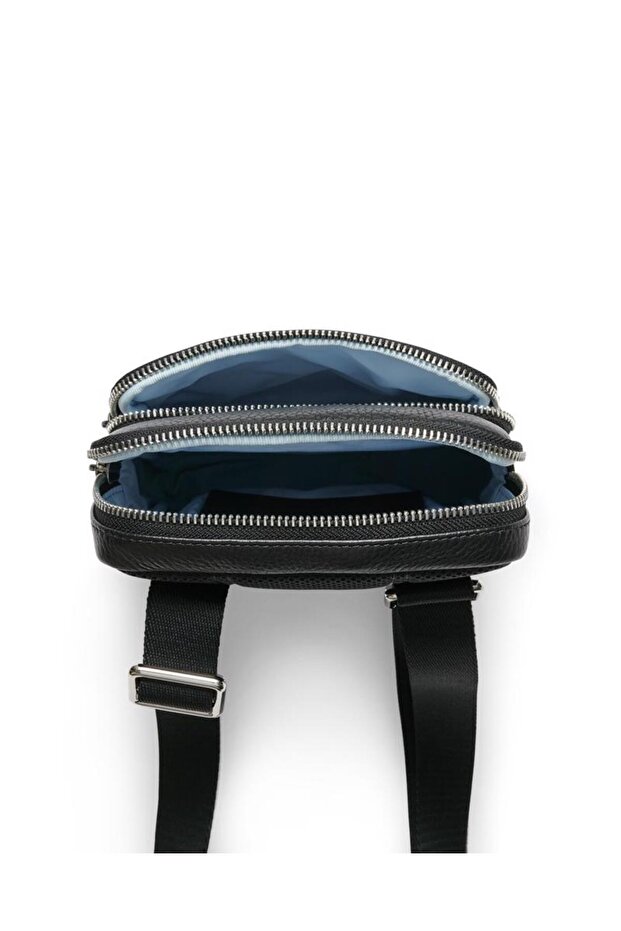 Flat Pouch Pebbled Leather - 2