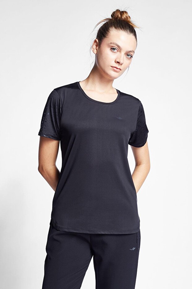 24B-2018 Women's Training Short Sleeve T-Shirt