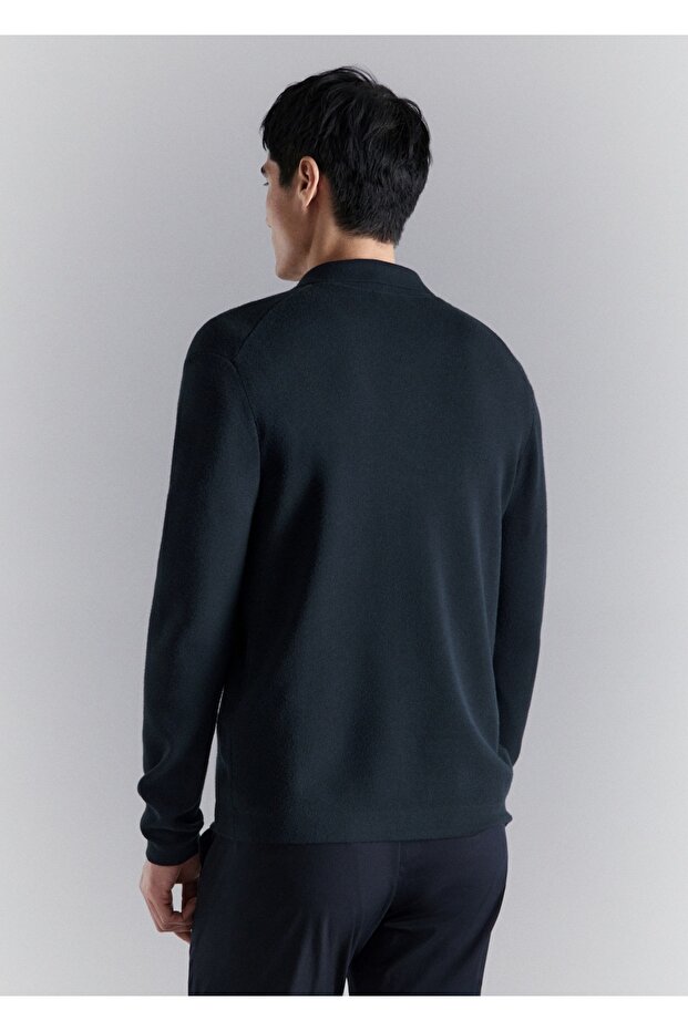 Konforlu ince triko hırka - 4