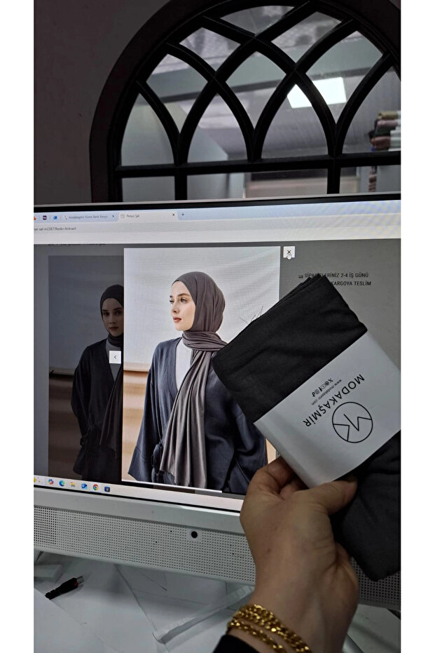 شال قطن ممشط باللون الرمادي الداكن - 5