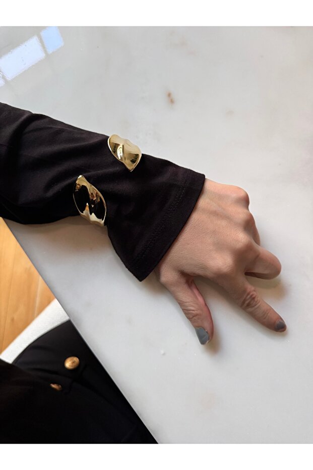 Dekolteli Bilezik - 2