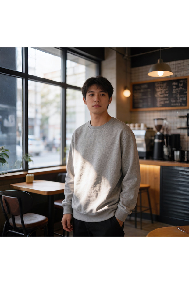 Gray 2-thread crew neck relaxed fit sweatshirt