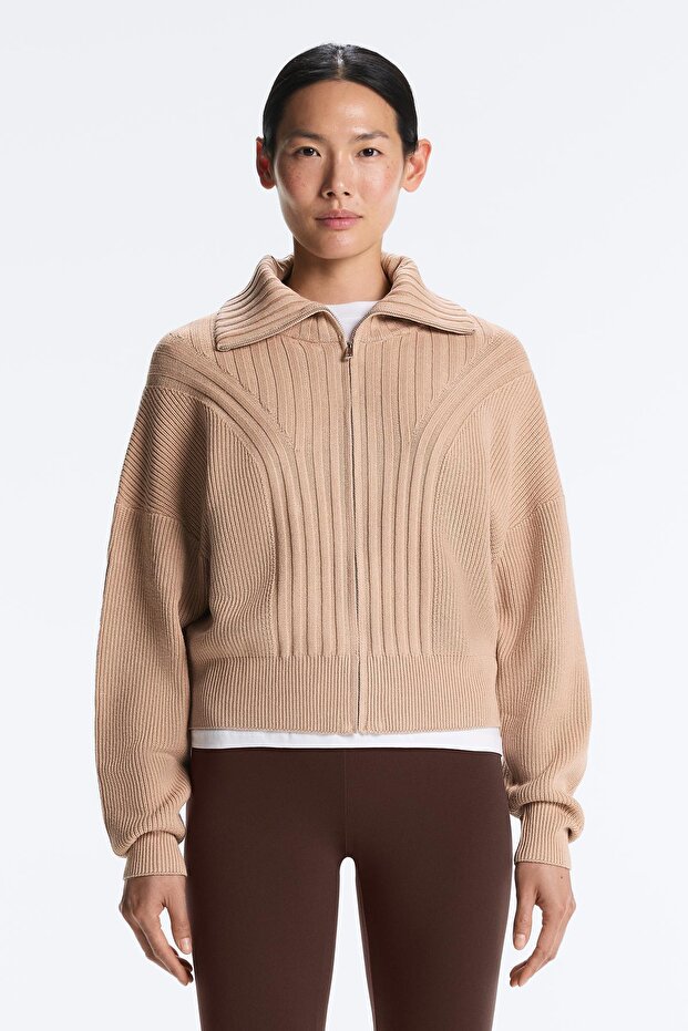 جاكيت محبوك مضلع - 1