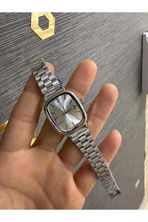 Çelik Kordon Takvimli Kadın Kol Saati - 4