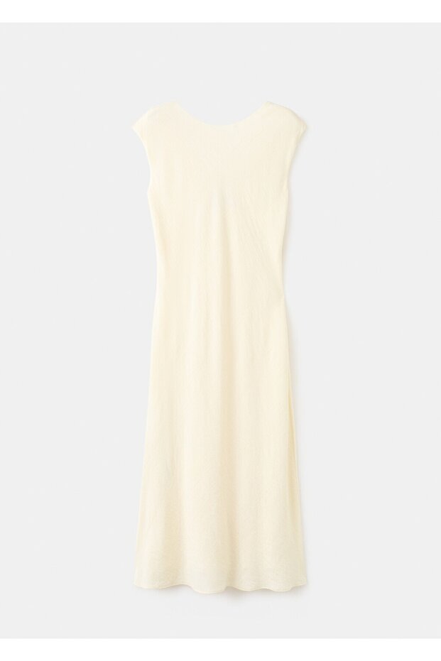 Sırtı açık elbise - 3